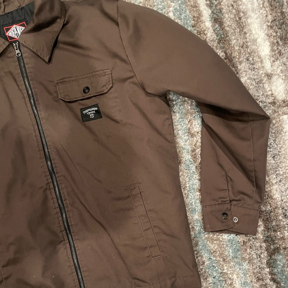 Independent Jacket - Picture 3 of 4